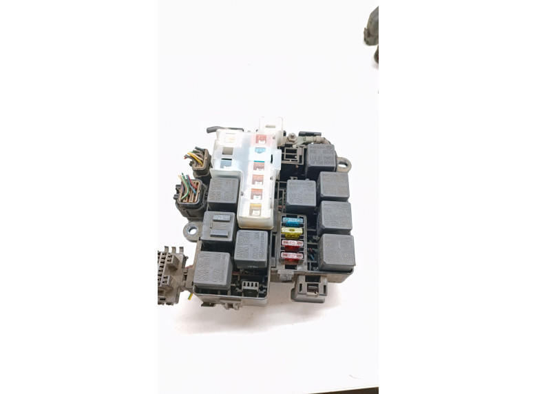 Блок предохранителей к Kia Clarus, 1997г.