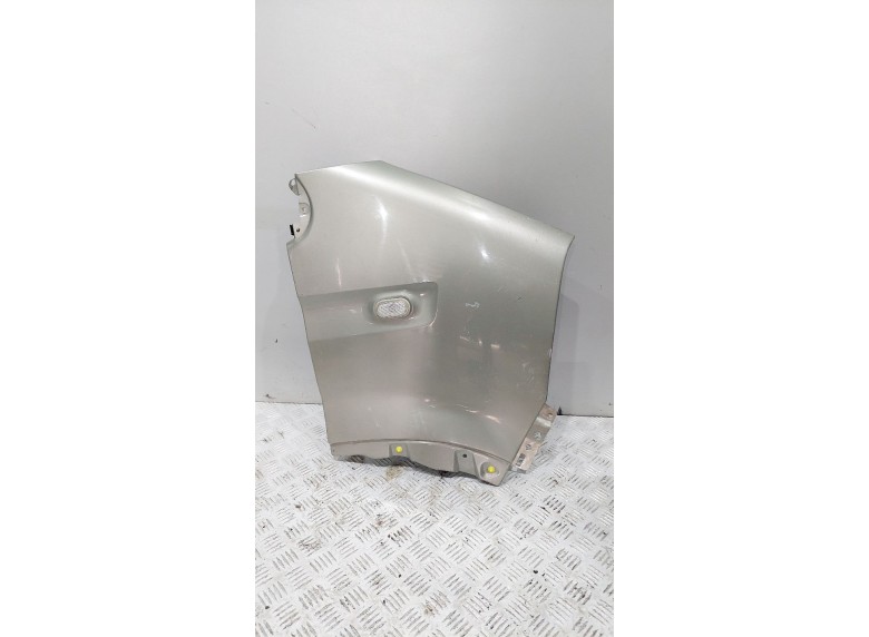 Крыло переднее правое к Renault Master