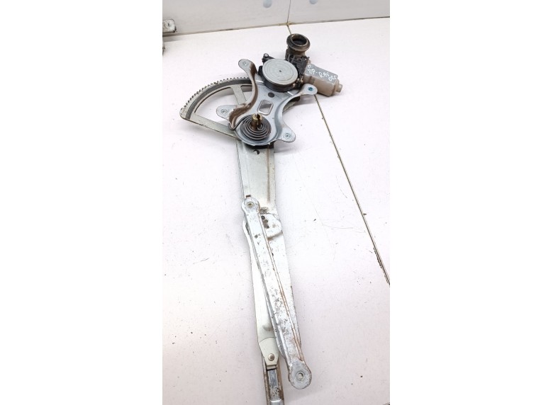 Стеклоподъемник электрический передний правый к Toyota RAV4