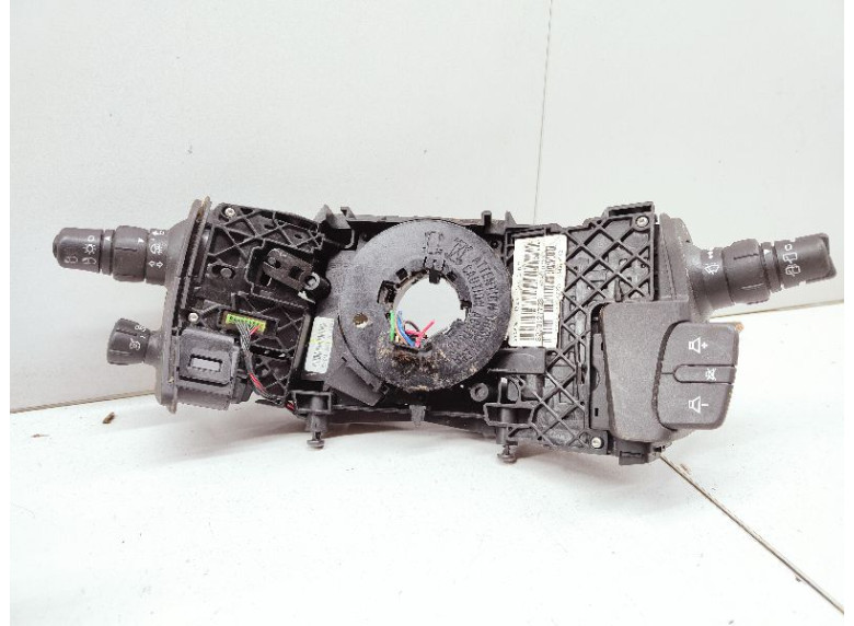 Переключатель подрулевой (стрекоза) к Renault Scenic, 2008г.
