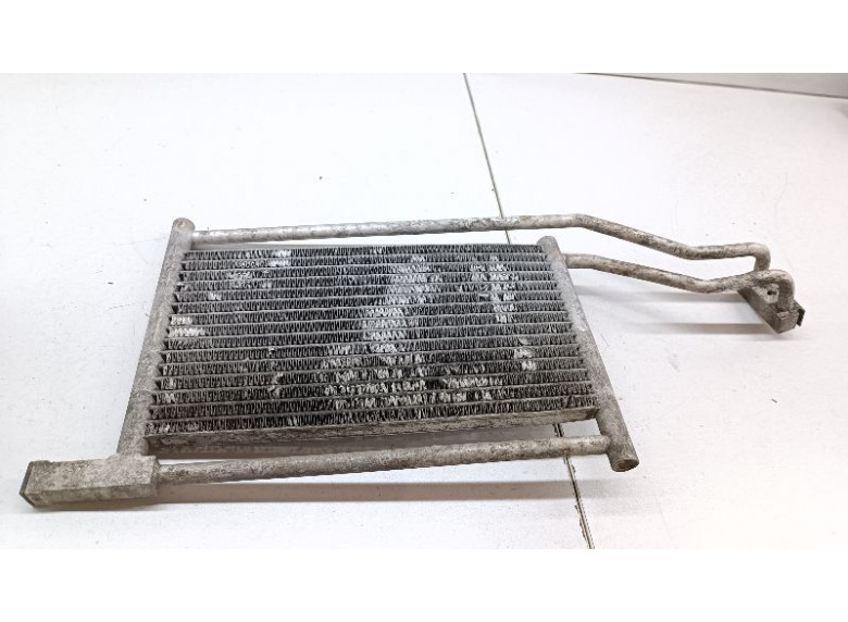 Радиатор масляный к BMW 7 E38, 2000г.