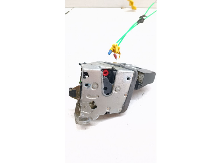 Замок двери задней правой к BMW 7 E38, 2000г.