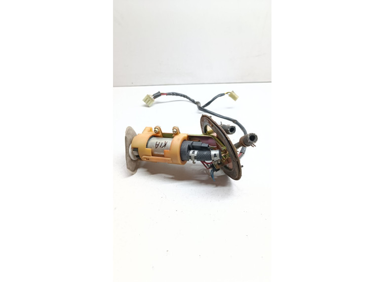 Насос топливный к Kia Clarus, 1996г.