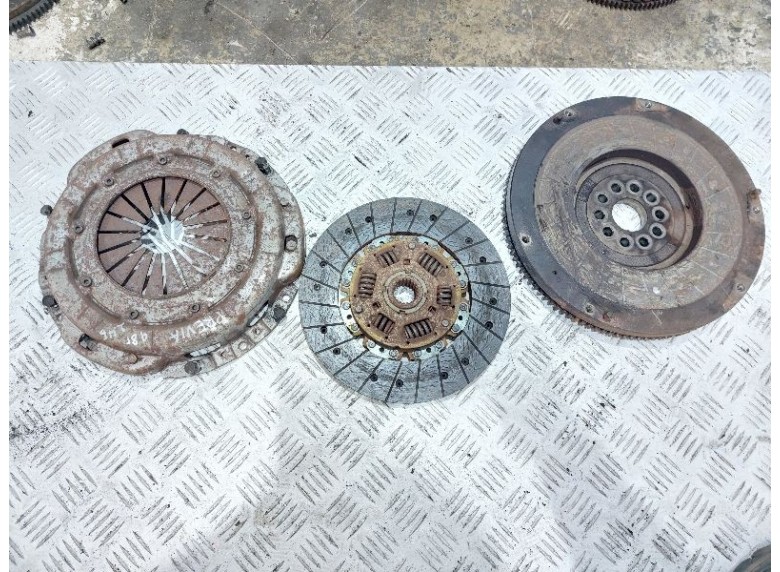 Комплект сцепления к Toyota Previa
