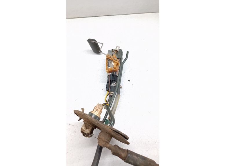 Насос топливный к Hyundai Sonata, 2000г.