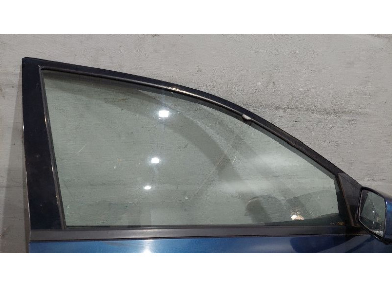 Стекло двери передней правой к Mitsubishi Lancer, 2004г.