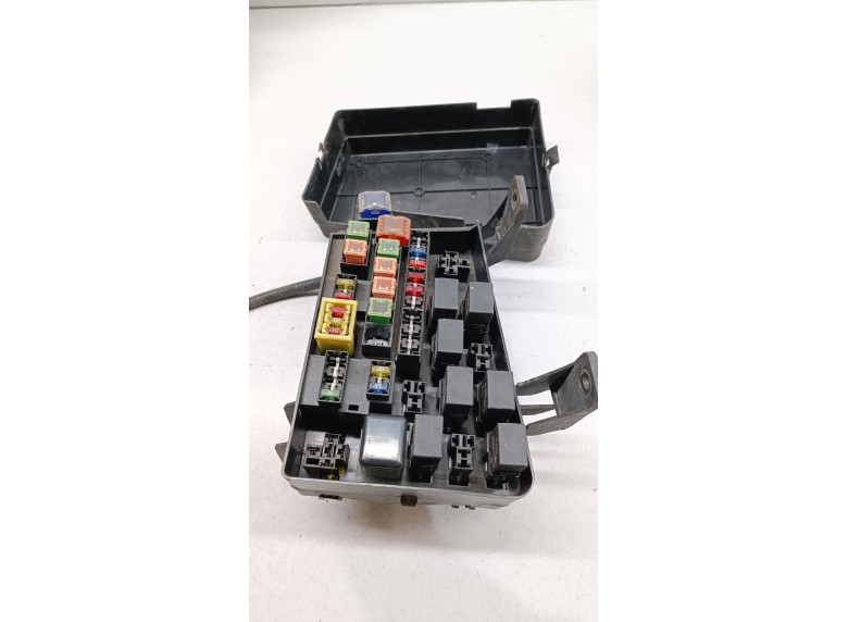 Блок предохранителей к Mitsubishi Space Star