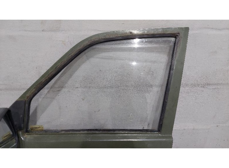 Стекло двери передней левой к УАЗ 3160
