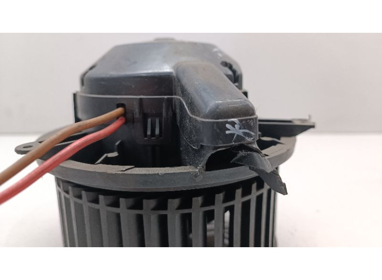 Моторчик печки к Opel Meriva, 2010г.