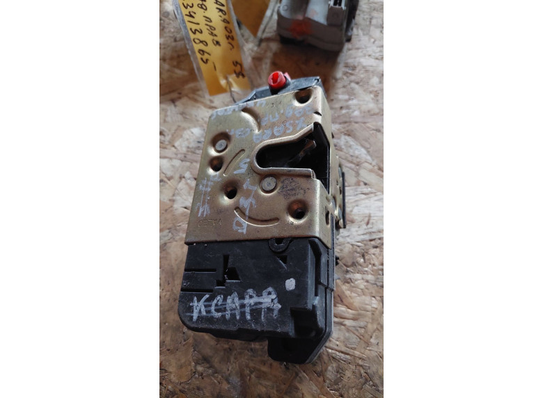 Замок двери задней правой к Citroen Xsara, 2003г.