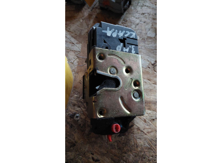 Замок двери задней правой к Citroen Xsara, 1998г.