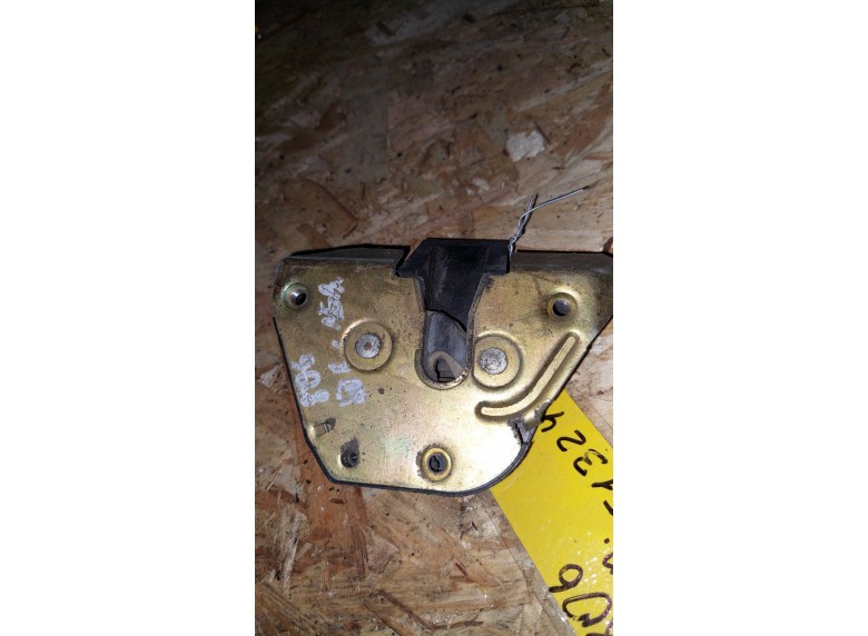 Замок двери задней левой к Peugeot 806