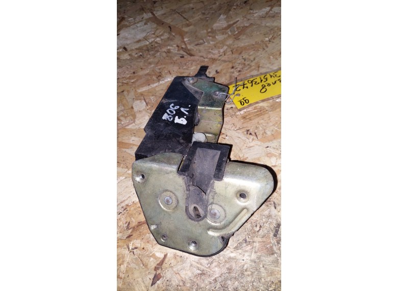 Замок двери задней левой к Peugeot 806