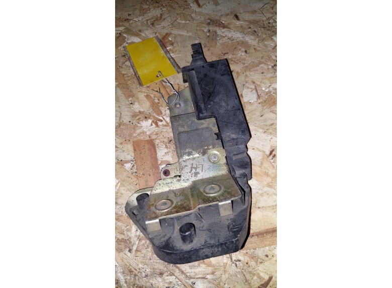 Замок двери задней левой к Замок двери задней левой к Peugeot 806 undefined г. 806