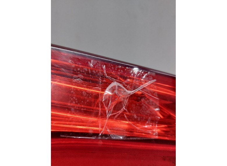 Фонарь задний правый к Фонарь задний правый к Peugeot 5008 undefined г. 5008