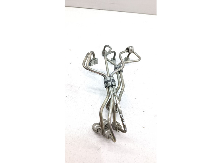 Трубка топливная к Volvo V70, 2003г.