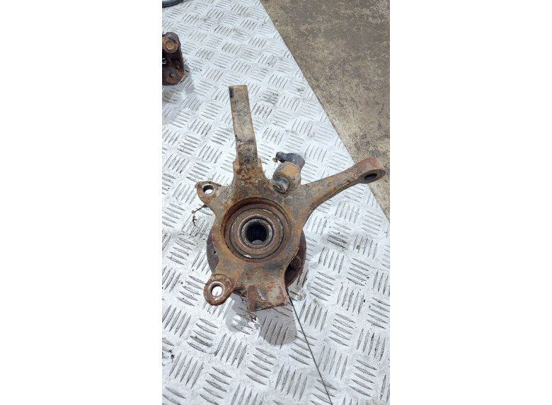 Ступица передняя правая к Hyundai Sonata, 1998г.