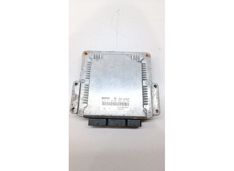 Блок управления двигателем к Volvo V40, 2002г.