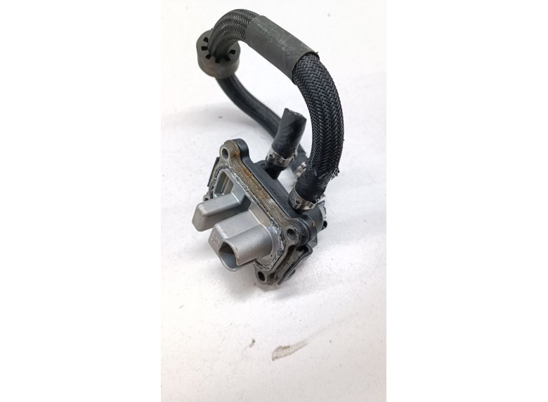 Топливный теплообменник (подогреватель топлива) к Mercedes C W203