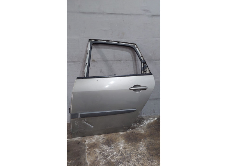 Дверь задняя левая к Renault Scenic, 2006г.