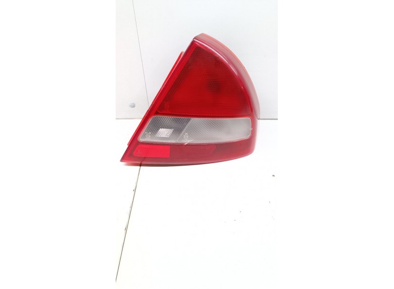 Фонарь задний правый к Mitsubishi Mirage