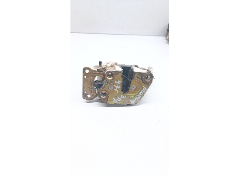 Замок двери задней правой к Mitsubishi Mirage