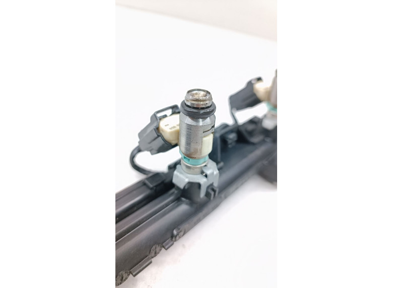 Форсунка к Volkswagen Golf, 2006г.