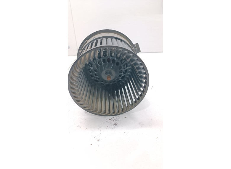 Моторчик печки к Citroen C4, 2013г.