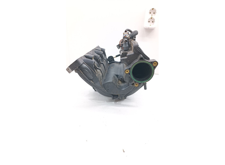 Коллектор впускной к Citroen C4, 2013г.