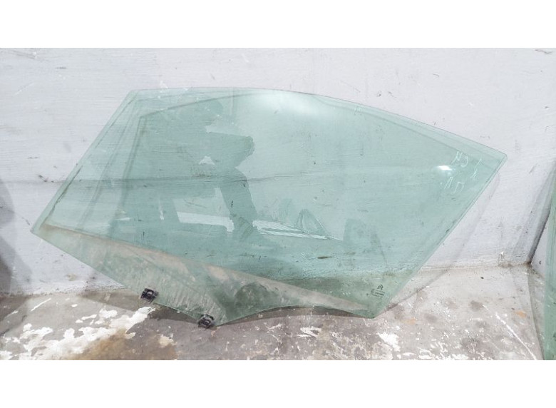 Стекло двери передней левой к Citroen C4, 2013г.