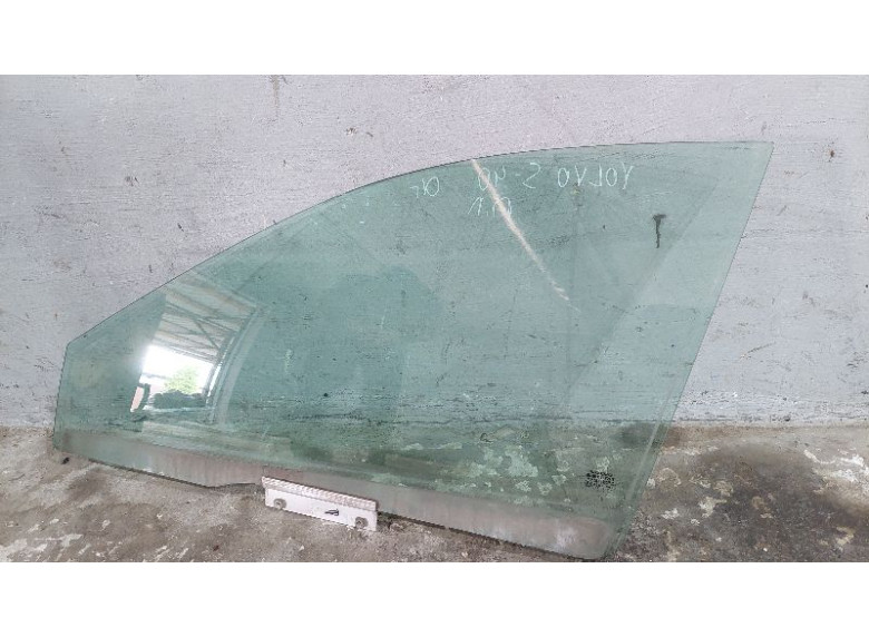 Стекло двери передней левой к Volvo S40