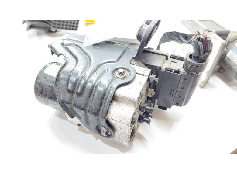 Блок ABS к Блок ABS к Saab 9-3 undefined г. 9-3