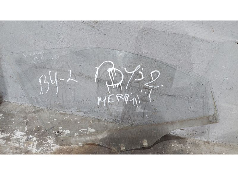 Стекло двери передней правой к Kia Picanto, 2006г.