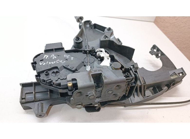 Замок двери передней правой к Замок двери передней правой к Volvo S40 undefined г. S40