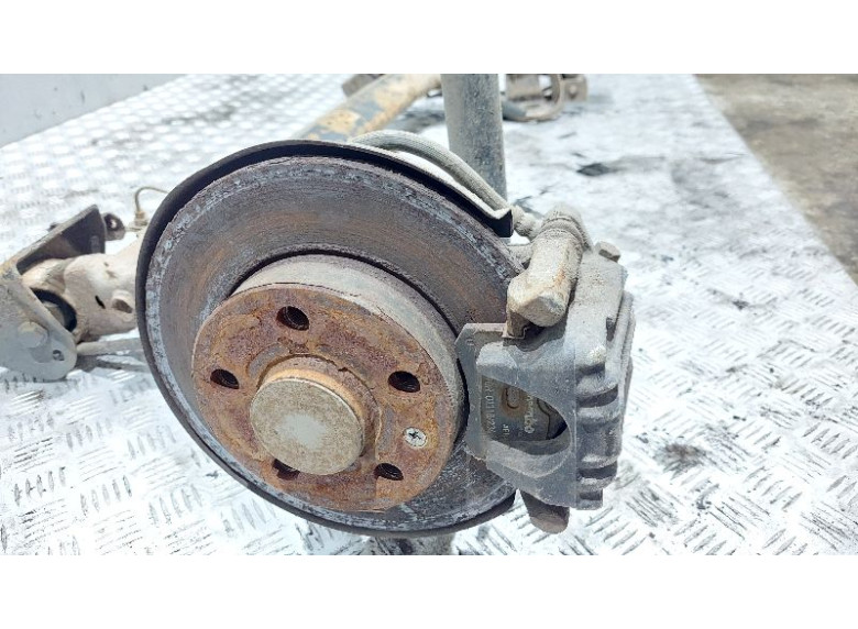 Ступица задняя левая к Skoda Octavia