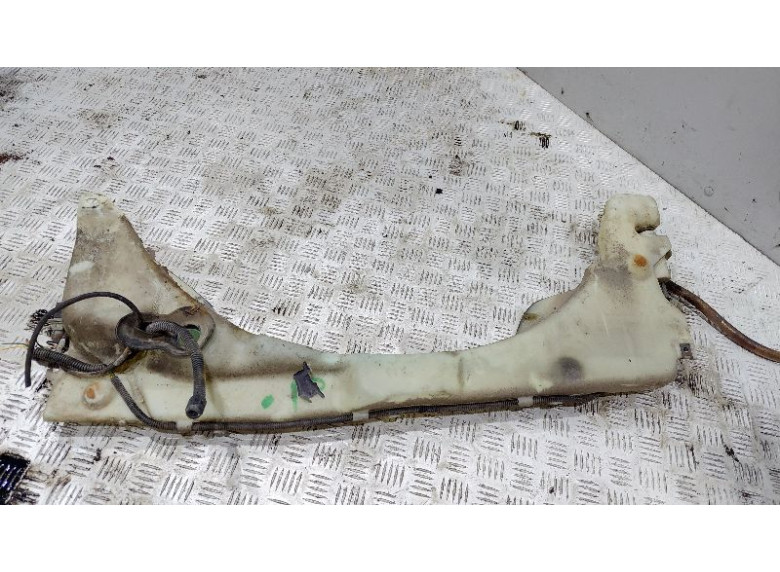 Бачок омывателя к Peugeot 605, 1998г.