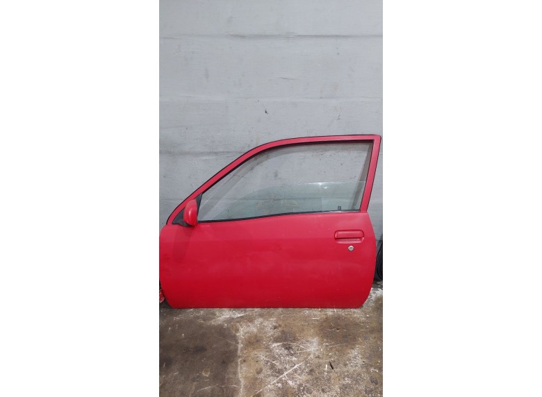 Замок двери передней левой к Toyota Starlet