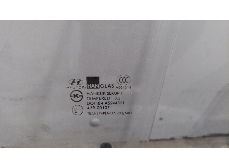 Стекло двери передней левой к Hyundai Getz, 2003г.