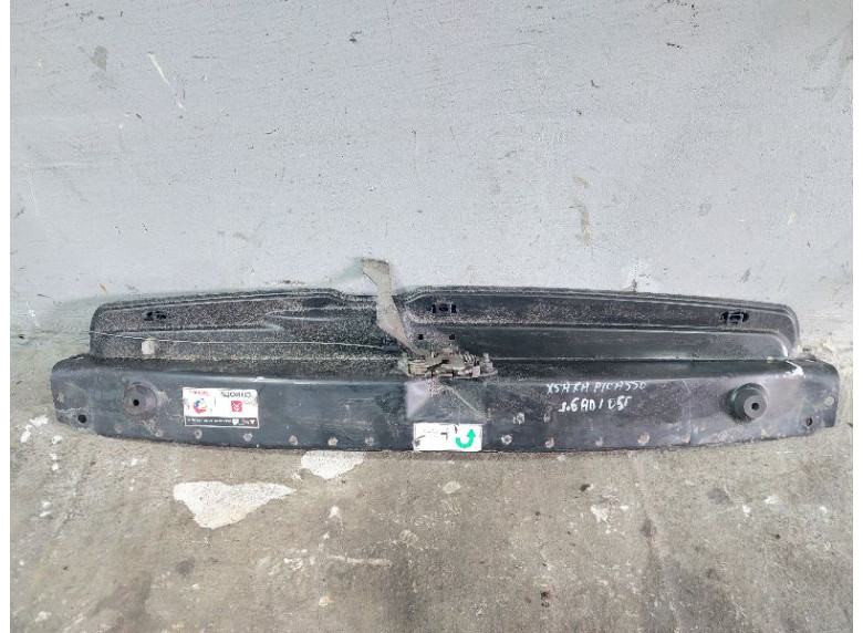 Рамка капота к Citroen Xsara Picasso, 2005г.