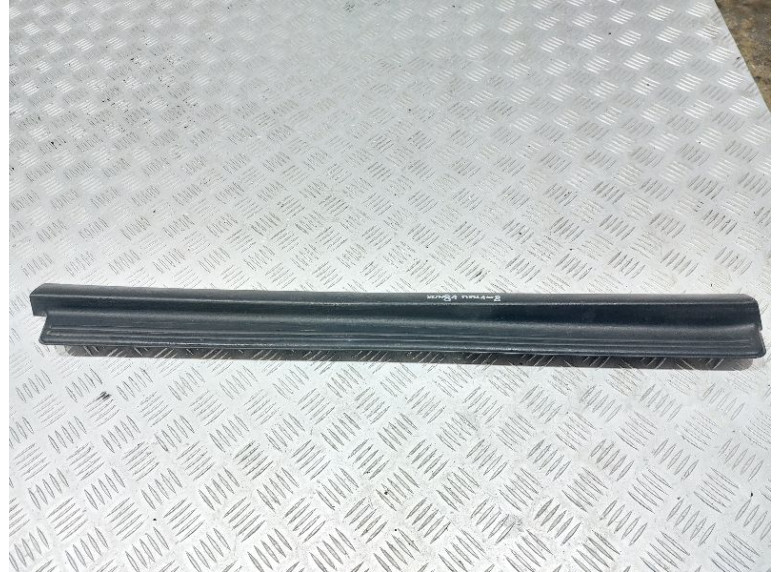 Накладка на порог к Honda Prelude, 1999г.