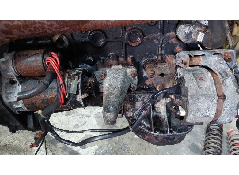 Кронштейн двигателя к Mercedes 407