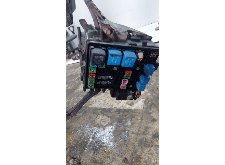 Блок предохранителей к Kia Ceed, 2007г.