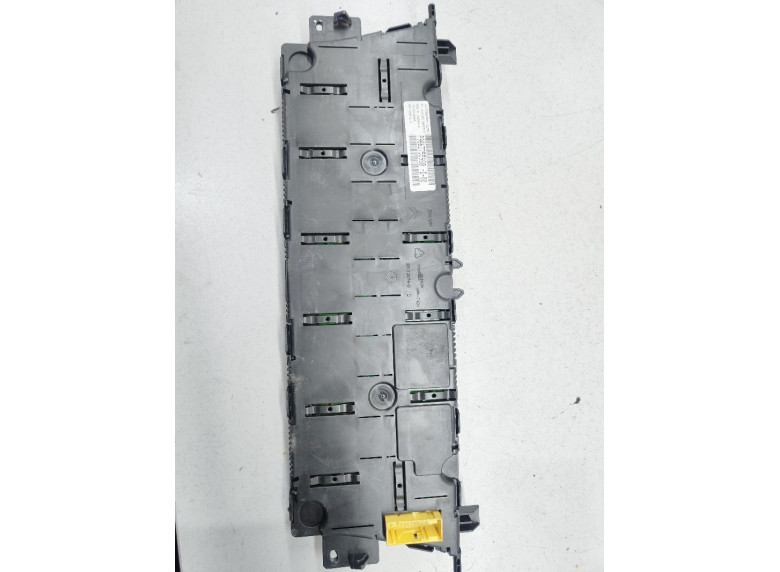 Щиток приборов (приборная панель) к Citroen C4 Picasso, 2008г.