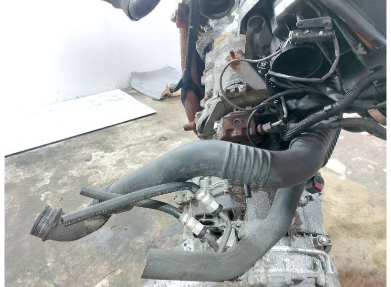 Патрубок впускного коллектора к Mercedes B W245, 2009г.