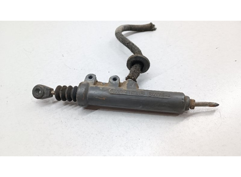 Цилиндр сцепления главный к Mercedes E W124