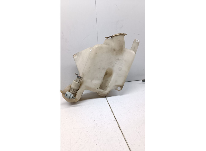 Бачок омывателя к Бачок омывателя к Nissan Vanette undefined г. Vanette