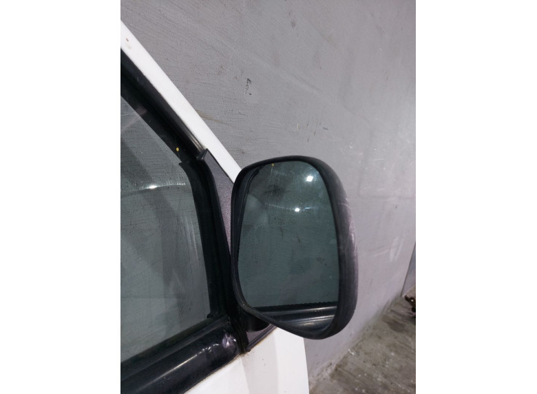 Зеркало наружное правое к Nissan Serena, 1997г.