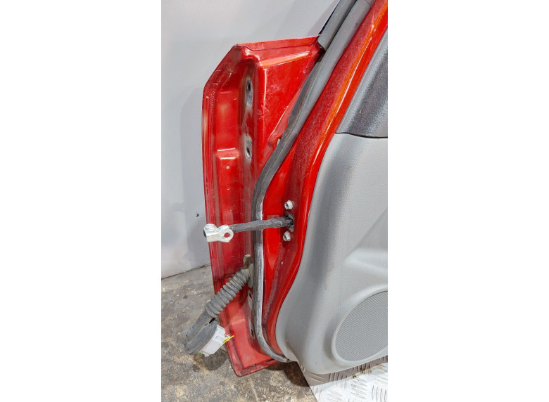 Ограничитель открывания двери передней к Suzuki SX4, 2007г.