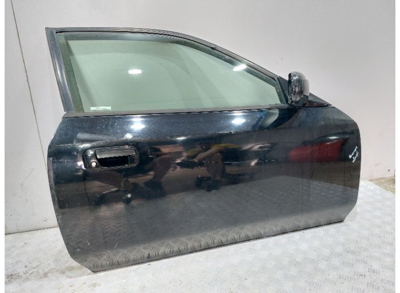 Замок двери передней правой к Honda Prelude, 1999г.