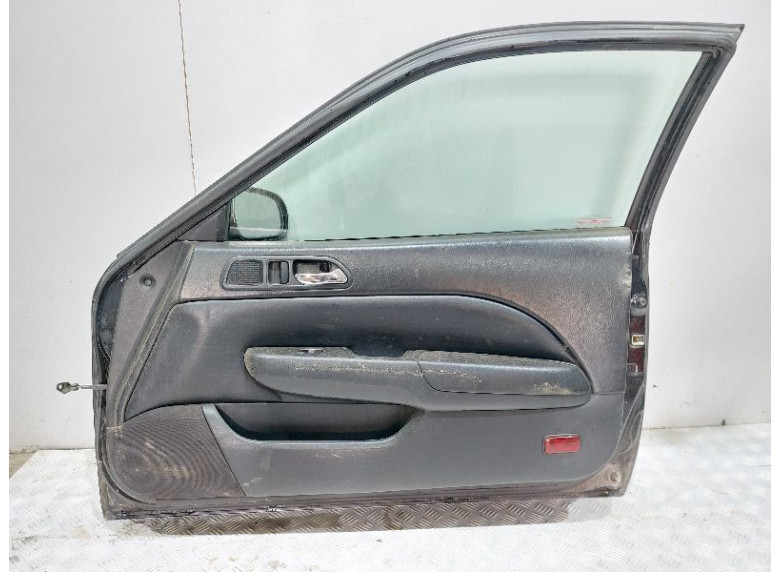 Дверь передняя правая к Honda Prelude, 1999г.